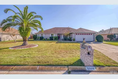 2208 Blue Lake Dr, Pensacola, FL 32506 - Photo 59