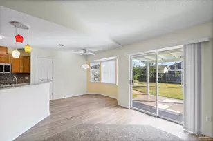 2208 Blue Lake Dr, Pensacola, FL 32506 - Photo 13