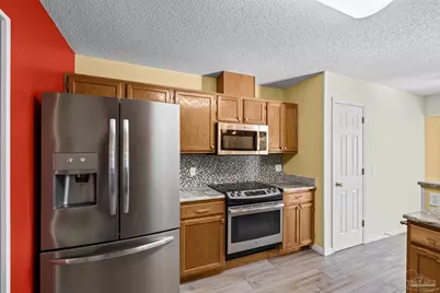 2208 Blue Lake Dr, Pensacola, FL 32506 - Photo 21