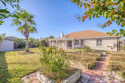 2208 Blue Lake Dr, Pensacola, FL 32506 - Photo 49