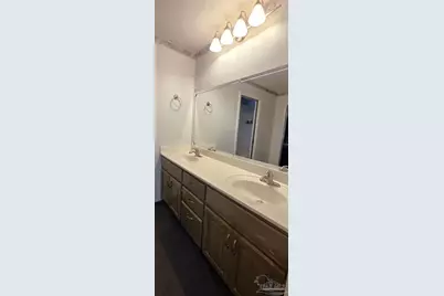 7300 Glidden Ln, Pensacola, FL 32526 - Photo 11