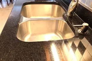 7300 Glidden Ln, Pensacola, FL 32526 - Photo 5