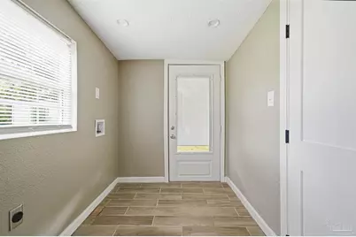 206 S 2nd St, Pensacola, FL 32507 - Photo 19