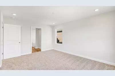 5909 Pelagic Dr, Milton, FL 32583 - Photo 13