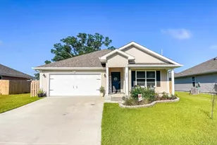 9627 Angel Oak Dr, Pensacola, FL 32526 - Photo 1