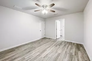 9627 Angel Oak Dr, Pensacola, FL 32526 - Photo 17