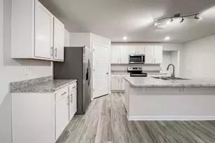 9627 Angel Oak Dr, Pensacola, FL 32526 - Photo 11