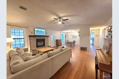 5949 Rolling Greens Dr, Milton, FL 32570 - Photo 3