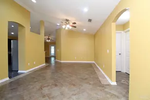 639 Saleta St, Pensacola, FL 32534 - Photo 3