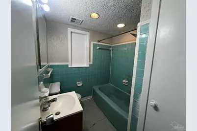 5733 Orange St, Milton, FL 32570 - Photo 13