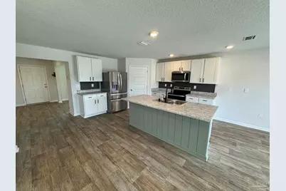 7529 Steeplechase Blvd, Pensacola, FL 32526 - Photo 9