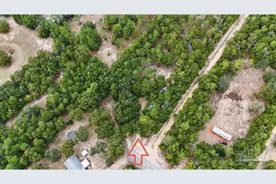 8004 Delta Dr, Milton, FL 32583 - Photo 7