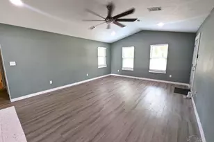 6045 Hamilton Bridge Rd, Milton, FL 32570 - Photo 3