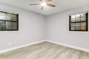 5855 Scotland Rd, Pensacola, FL 32526 - Photo 17
