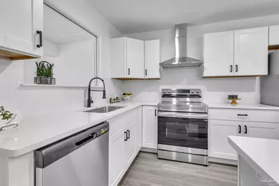 4044 Elmcrest Dr, Pensacola, FL 32504 - Photo 15