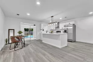 4044 Elmcrest Dr, Pensacola, FL 32504 - Photo 13