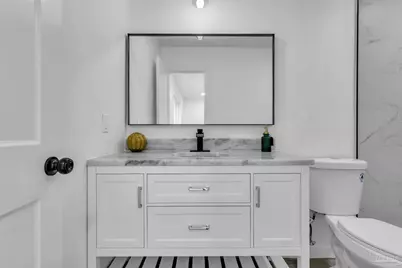 4044 Elmcrest Dr, Pensacola, FL 32504 - Photo 19