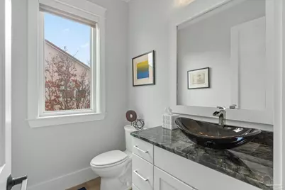 24 Baybridge Dr, Gulf Breeze, FL 32561 - Photo 35