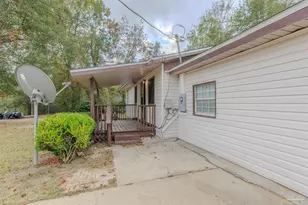 825 Booker Ave, Cantonment, FL 32533 - Photo 3