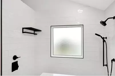 131 Shoreline Dr, Gulf Breeze, FL 32561 - Photo 27