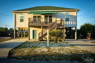 709 Maldonado Dr, Pensacola Beach, FL 32561 - Photo 3
