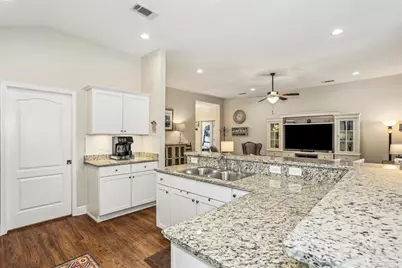 7305 Farmers Rd, Pensacola, FL 32526 - Photo 13