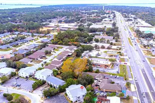 3202 Redwood Ln, Gulf Breeze, FL 32563 - Photo 3