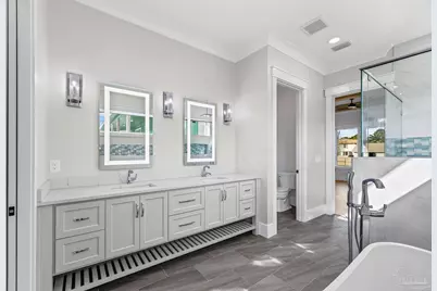 3202 Bay St, Gulf Breeze, FL 32563 - Photo 55