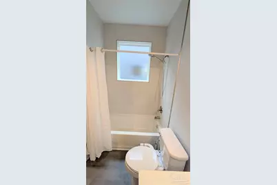 379 Clubbs St, Pensacola, FL 32502 - Photo 17