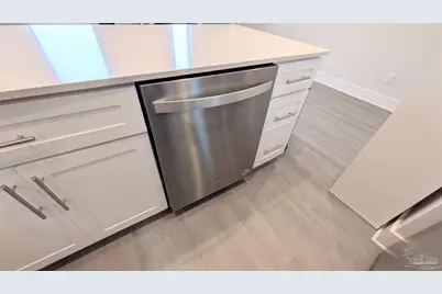 379 Clubbs St, Pensacola, FL 32502 - Photo 13