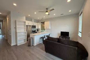 379 Clubbs St, Pensacola, FL 32502 - Photo 3