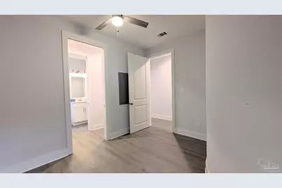 379 Clubbs St, Pensacola, FL 32502 - Photo 21