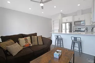 379 Clubbs St, Pensacola, FL 32502 - Photo 3