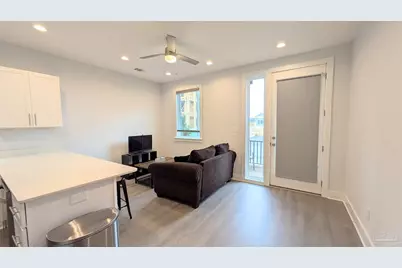 379 Clubbs St, Pensacola, FL 32502 - Photo 7