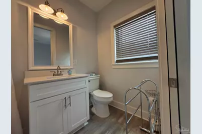 379 Clubbs St #A, Pensacola, FL 32502 - Photo 17