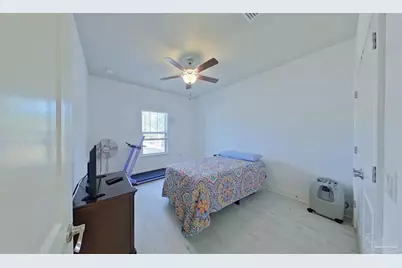 9283 Ridge Dr, Navarre, FL 32566 - Photo 19