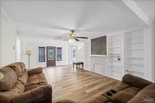 3811 Wilkes St, Pace, FL 32571 - Photo 9