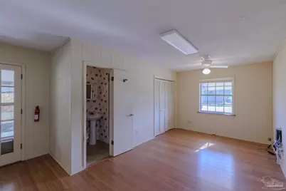 5700 Adelyn Rd, Pensacola, FL 32504 - Photo 13