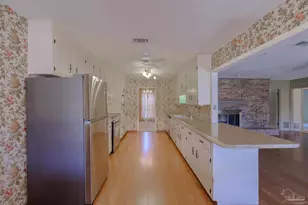 5700 Adelyn Rd, Pensacola, FL 32504 - Photo 9