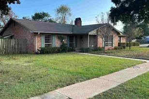 5700 Adelyn Rd, Pensacola, FL 32504 - Photo 1