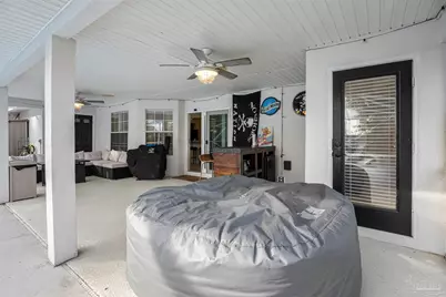213 Clear Lake Dr, Pensacola, FL 32507 - Photo 33