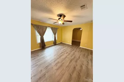 6320 Denver Ave, Pensacola, FL 32526 - Photo 5