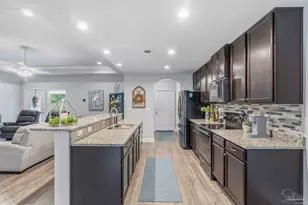 1827 Sundown Dr, Navarre, FL 32566 - Photo 15