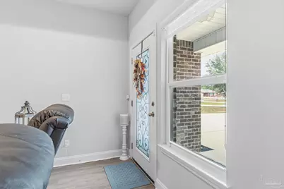 1827 Sundown Dr, Navarre, FL 32566 - Photo 9