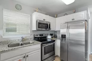 8436 Gulf Blvd, Navarre Beach, FL 32566 - Photo 11