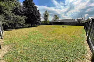 1442 Little Creek Dr, Pensacola, FL 32506 - Photo 3