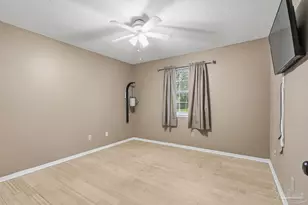 6036 W Shore Dr, Pensacola, FL 32526 - Photo 19