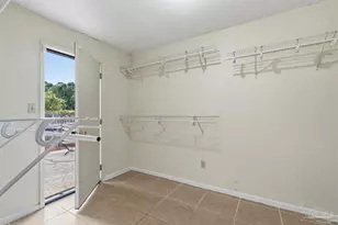 6036 W Shore Dr, Pensacola, FL 32526 - Photo 17