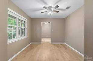 6036 W Shore Dr, Pensacola, FL 32526 - Photo 11