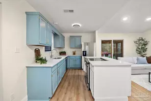 2726 Sanibel Pl, Gulf Breeze, FL 32563 - Photo 15